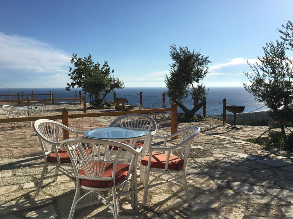 Rahoni Park & Suites Dhërmi Dış mekan fotoğraf