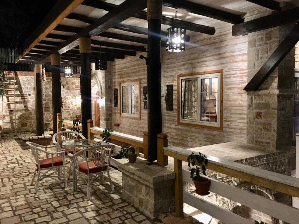 Rahoni Park & Suites Dhërmi Dış mekan fotoğraf
