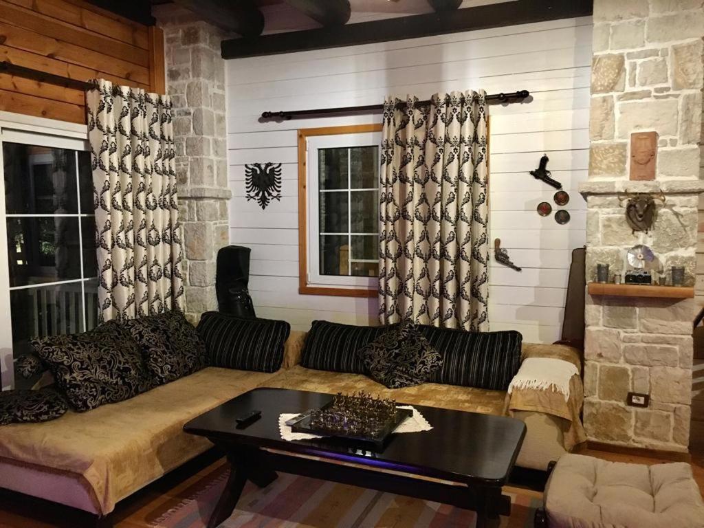 Rahoni Park & Suites Dhërmi Dış mekan fotoğraf